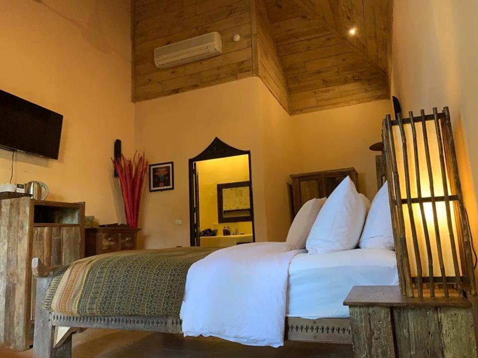 Nirvana Resort Koh Chang Bang Tao Beach Exterior foto